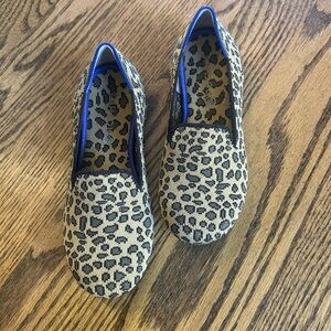 Leopard Print Slip-On Shoes